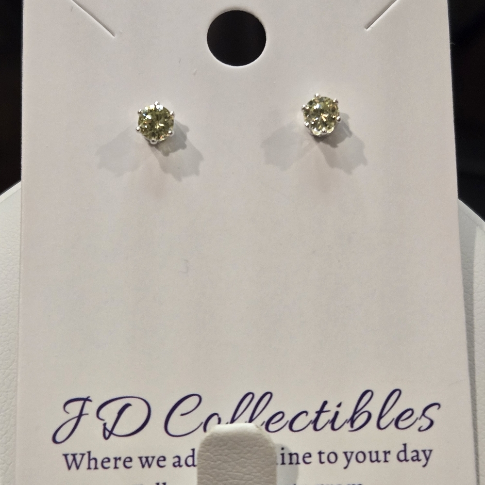 Pale Yellow Stud Earrings Made w Swarovski Crystals Silver Overlay